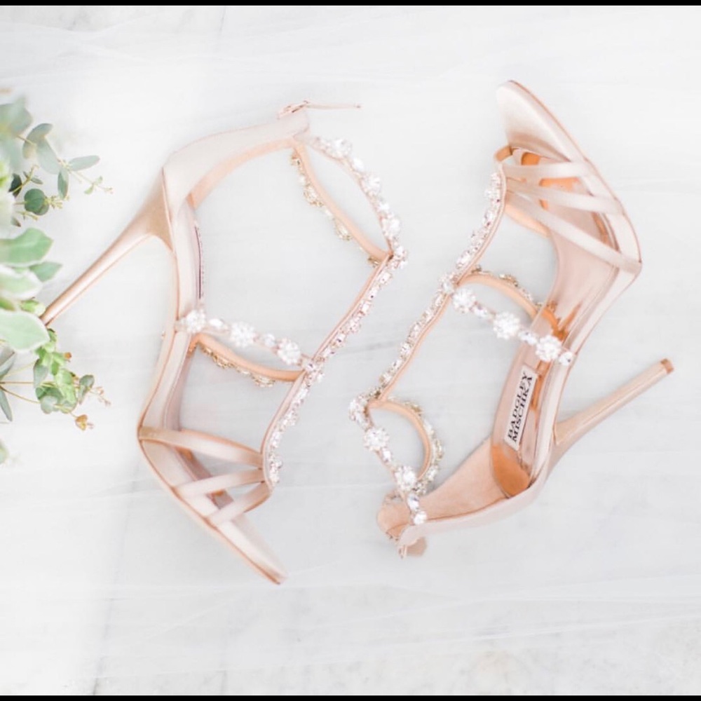 Badgley Mischka nude heels size 8 - worn once!